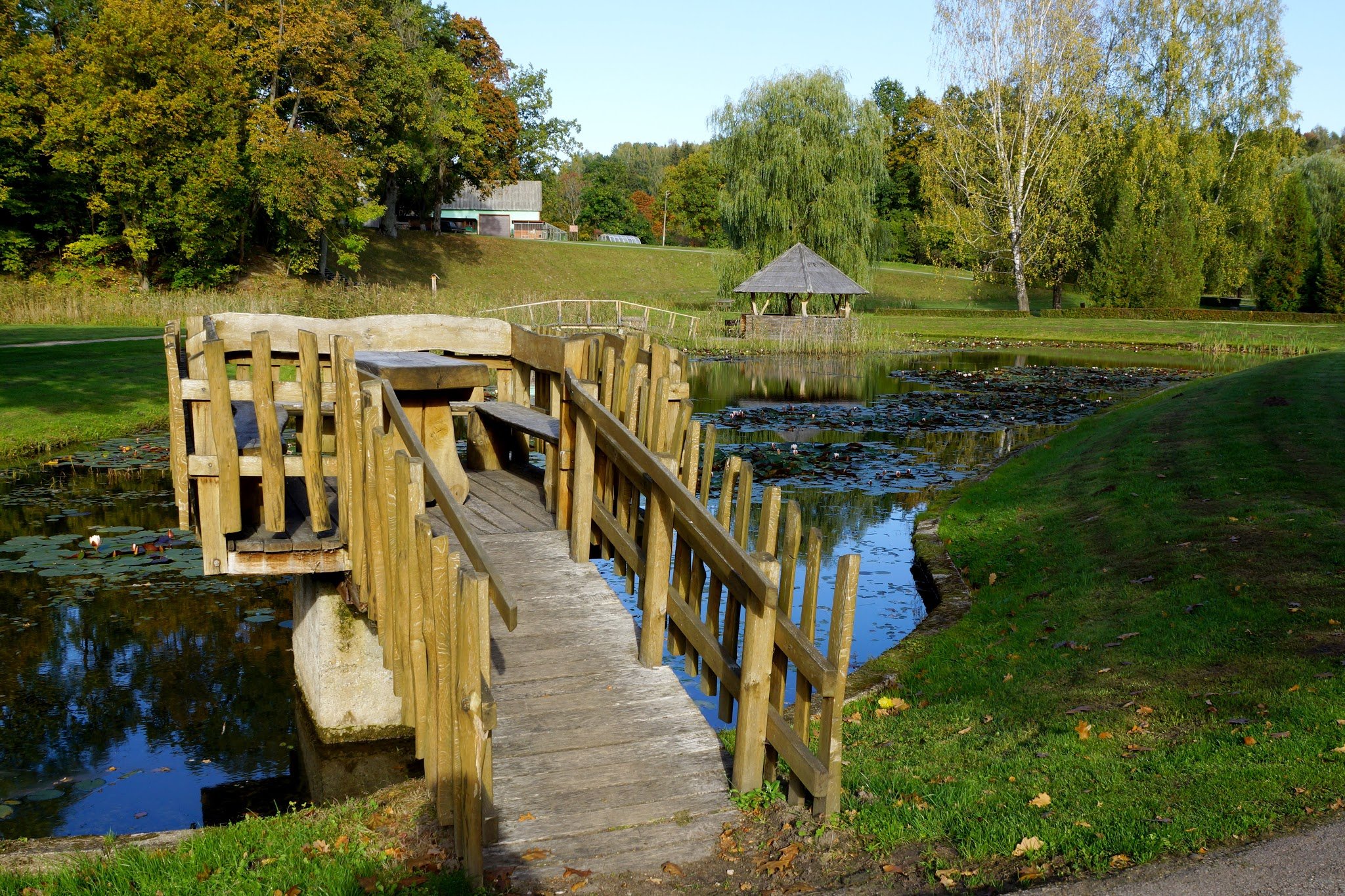 Lakštingalų Slėnis